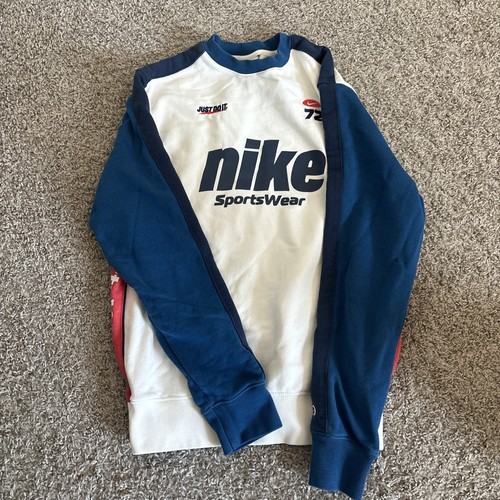 Nike sportswear sweatshirt - sportswear,